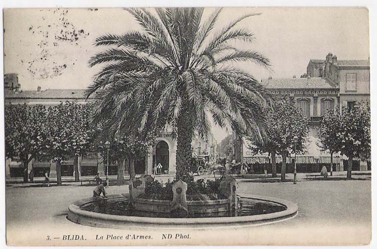 Place d'Armes à Blida